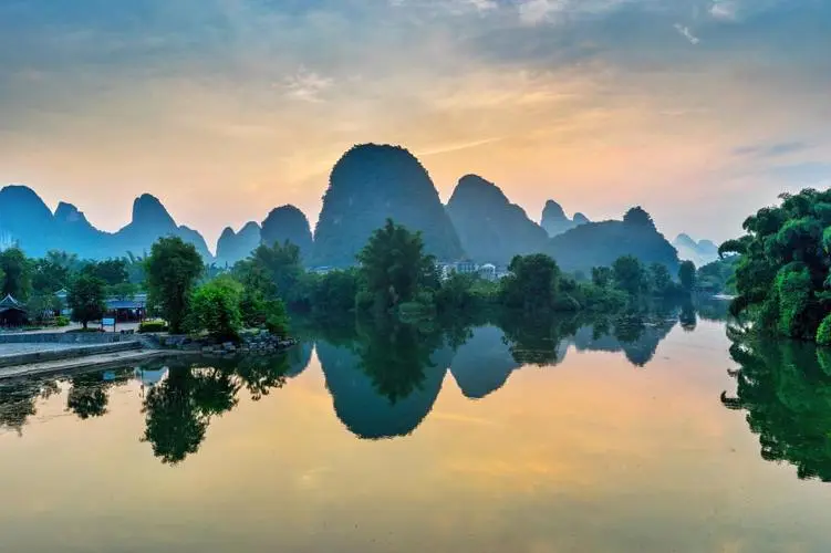 科技全自动绿色